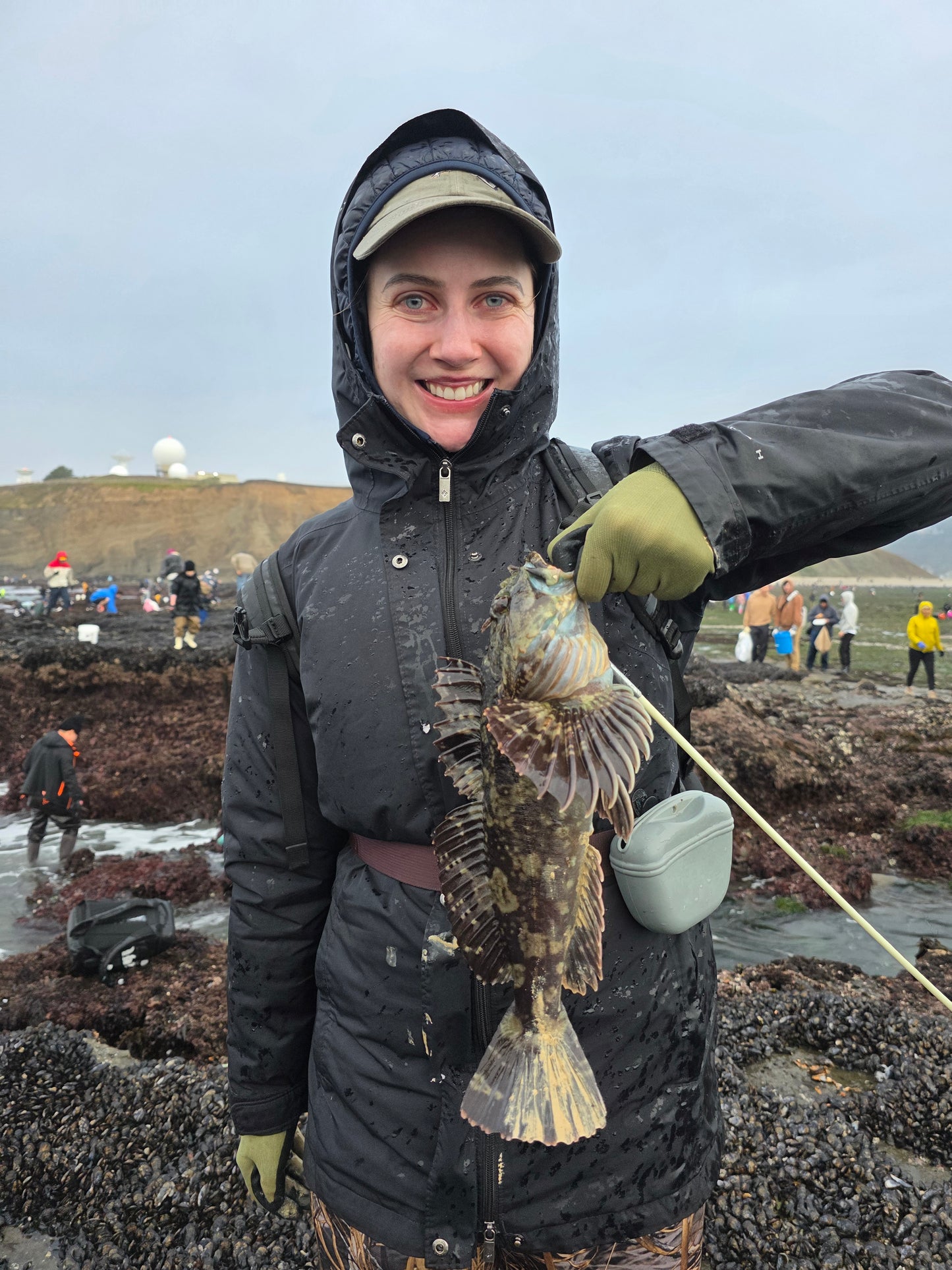 Bay Area Guided Poke Pole Fishing and Coastal Foraging Fishing Trip - DURASNARE